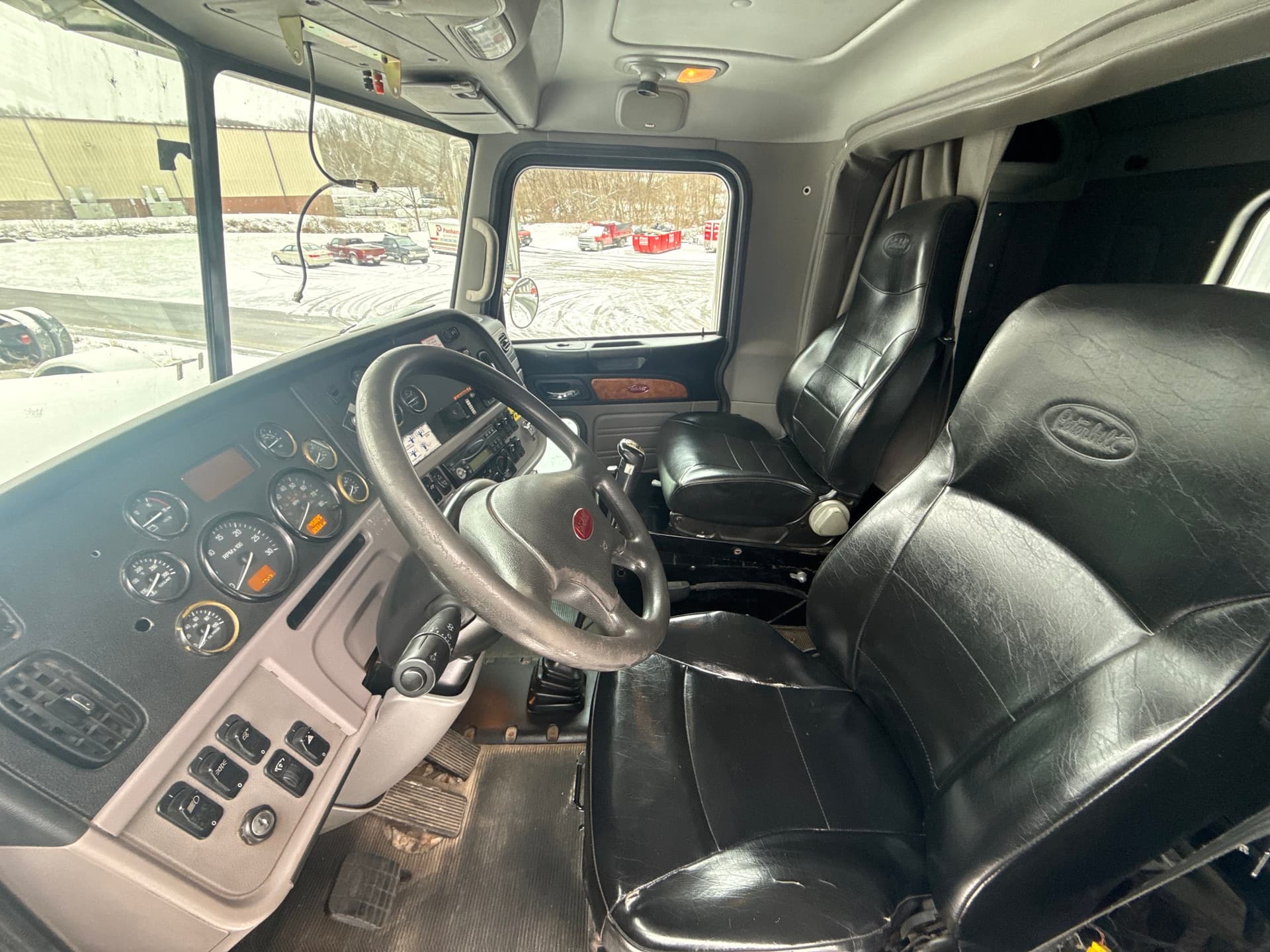 2013 Peterbilt 389