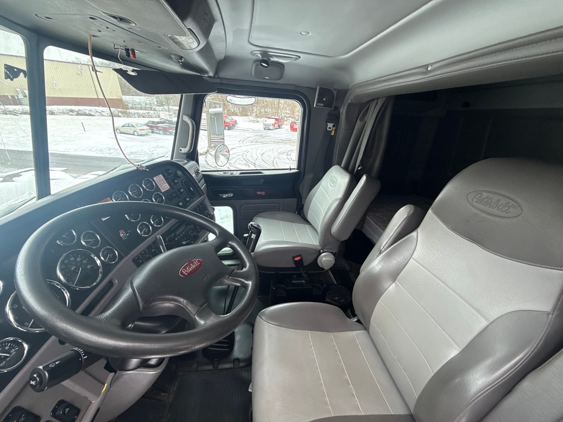 2013 Peterbilt 367 Tri-Drive