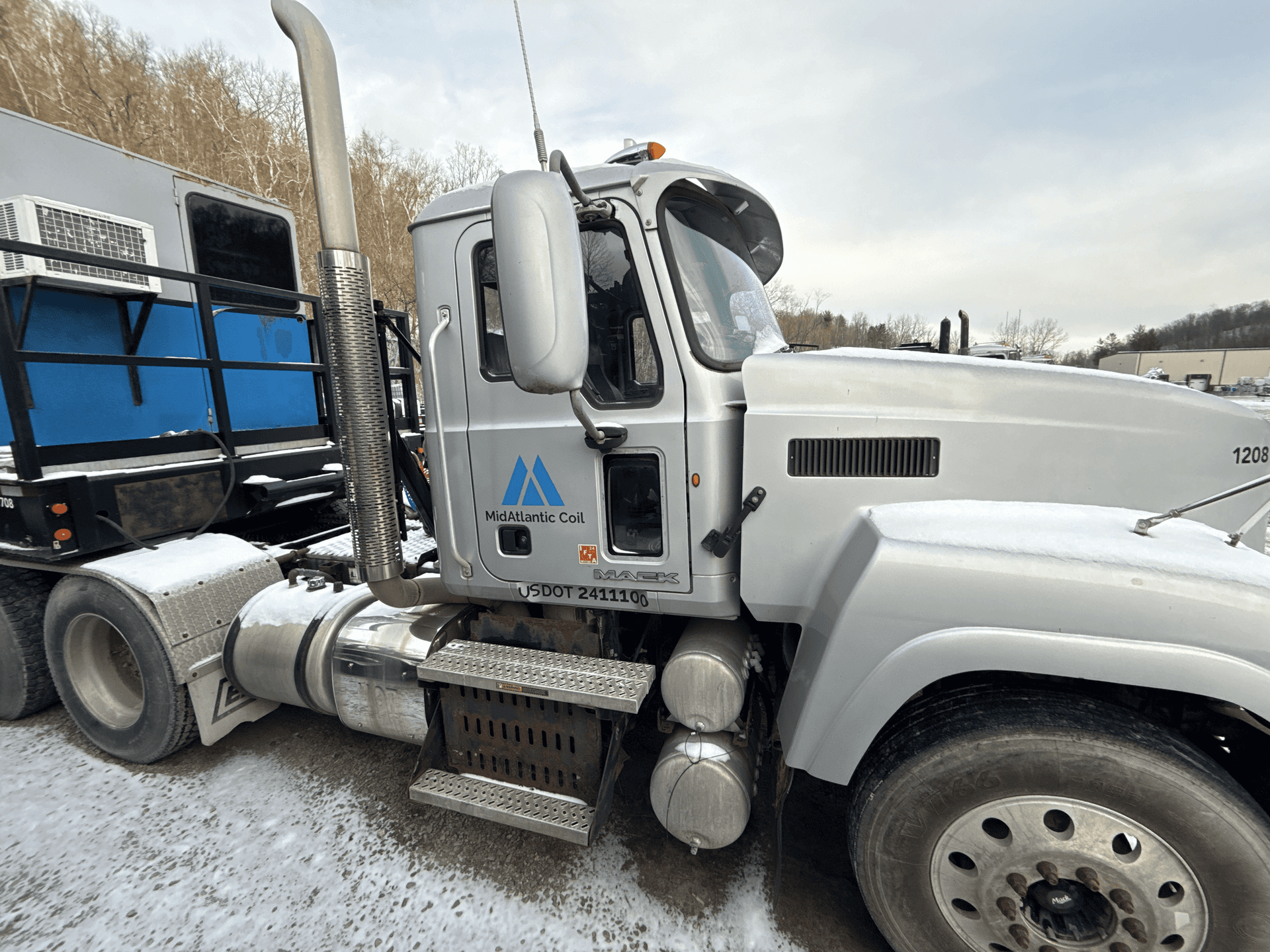 2012 Mack CHU-612